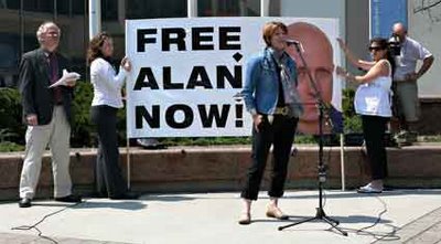 Anna Maria Tremonti speaks at the Alan Johnston rally