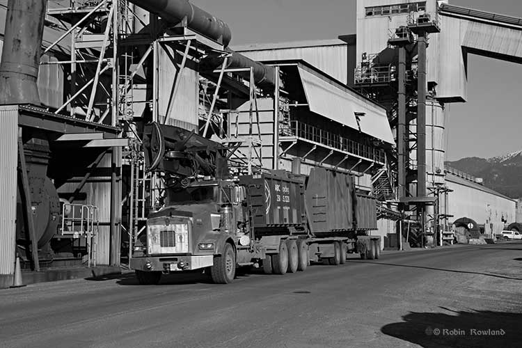  Recycling truck passes Potline One at RTA KMP  Robin Rowland photo